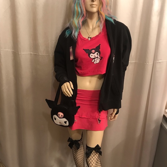 Adorable y2k hoodie crop top and necklace set🤩❤️ - Picture 3 of 17